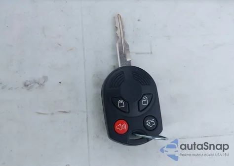 2008 Ford Escape Xlt z USA, uszkodzony, nr VIN 1FMCU93118KB07144